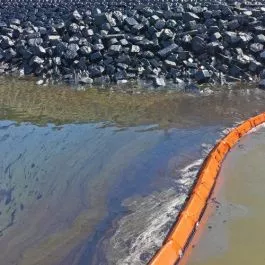 UltraTech 9690 Ultra-Rapid Boom Marine Oil Spill Response