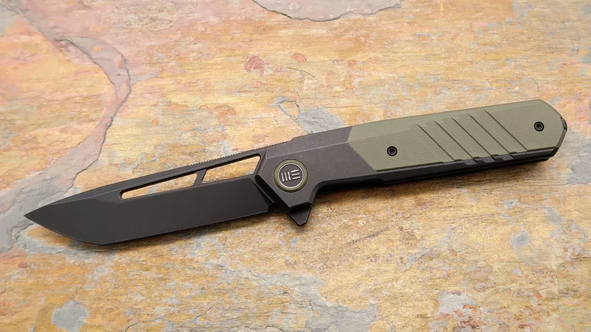 WE Arsenal Tanto Flipper, Black Blade and Titanium Handle with Green G-10 20073-2